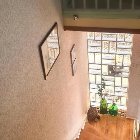 Apartment Pusteblume Mit Balkon, Neu Teilrenoviert