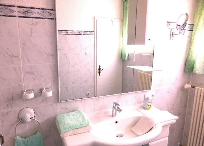 Pusteblume Mit Balkon, Neu Teilrenoviert Sankt Martin