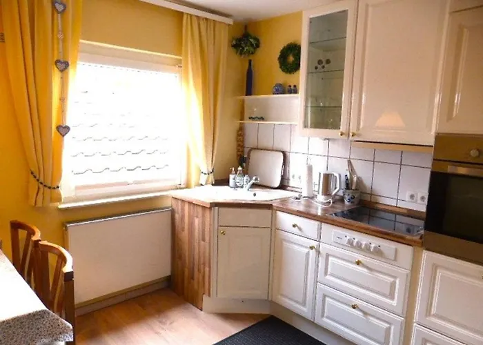 Pusteblume Mit Balkon, Neu Teilrenoviert Apartman